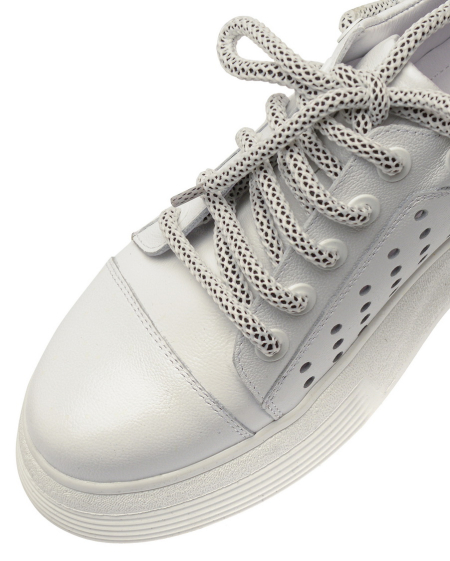 ЖЕНСКИЕ КРОССОВКИ НАТУРАЛЬНАЯ КОЖА CORVETTO ИТАЛИЯ