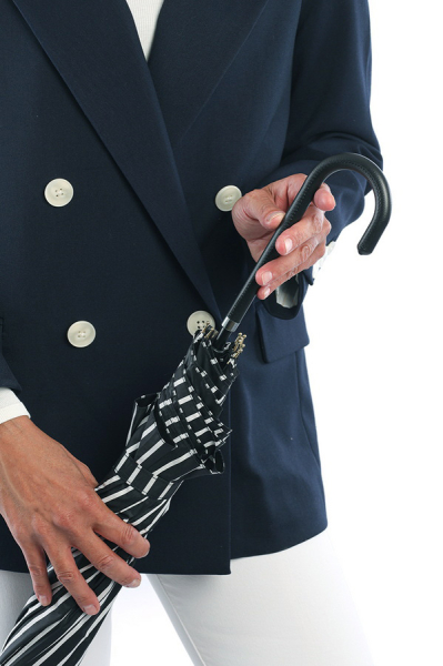 ЗОНТ ЖЕНСКИЙ ТРОСТЬ ЧЕРНО-БЕЛЫЙ В ПОЛОСКУ МЕХАНИКА 8 СПИЦ