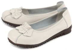 Светло-бежевый