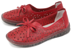 Темно-красный