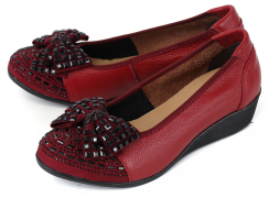 КрасныйЦвет: темно-красный