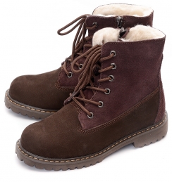 Коричневый