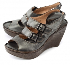 СеребряныйЦвет: silver