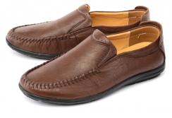 Коричневый