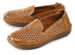 КоричневыйЦвет: светло-коричневый