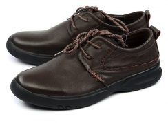 Коричневый