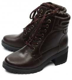 Коричневый