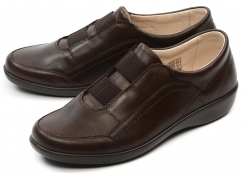 Коричневый