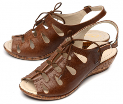 Коричневый