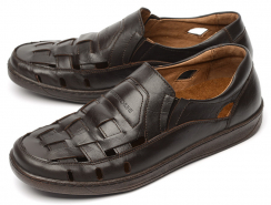 Коричневый