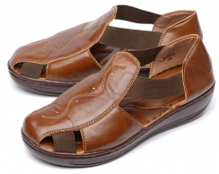 Коричневый