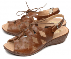 КоричневыйЦвет: светло-коричневый