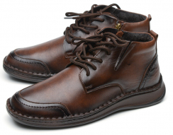 Коричневый