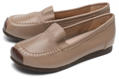 Коричневый