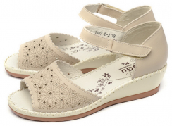 БежевыйЦвет: светло-бежевый