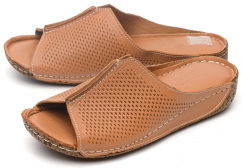 КоричневыйЦвет: светло-коричневый