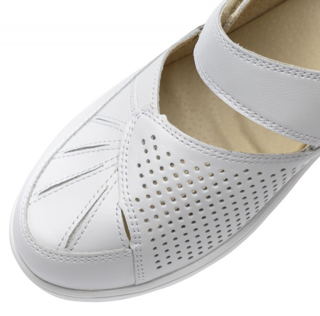 ЖЕНСКИЕ БОСОНОЖКИ НАТУРАЛЬНАЯ КОЖА CORVETTO