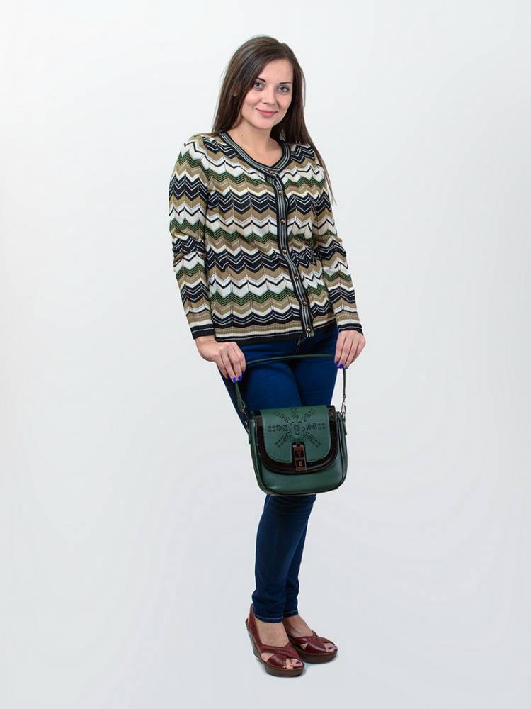 кофта на пуговицах