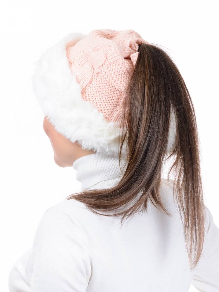 шапка-трансформер с опушкой и помпонами