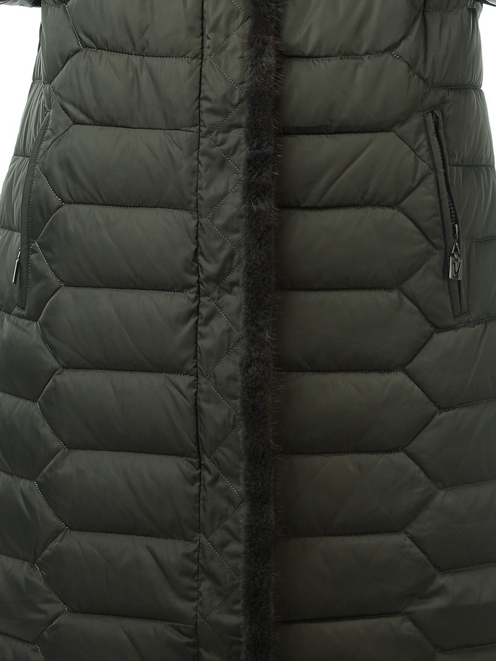 женское пальто большой размер на холлофайбере / мех норка