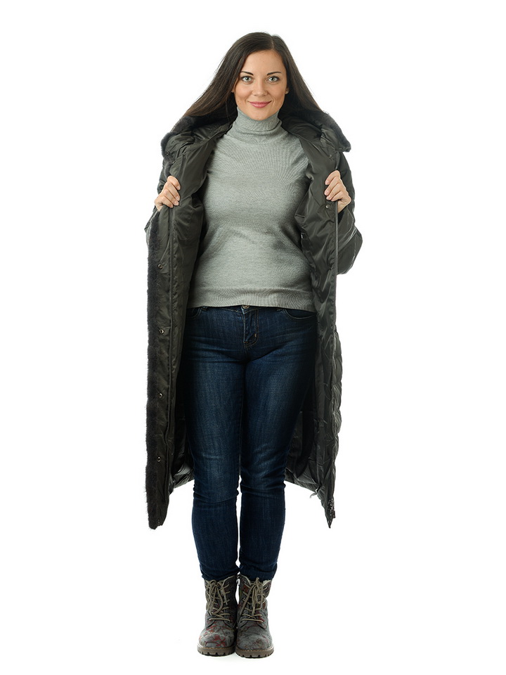 женское пальто большой размер на холлофайбере / мех норка