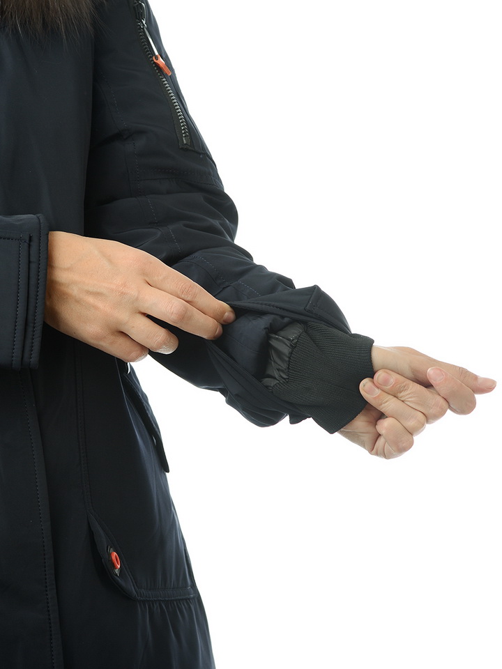 женское полупальто большой размер на холлофайбере / мех чернобурка 