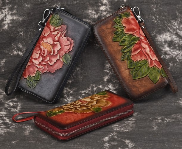 женский кошелек натуральная кожа с тиснением хризантема  корея