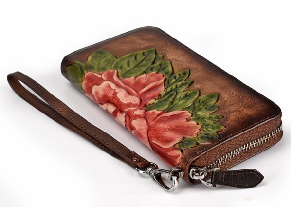 женский кошелек натуральная кожа с тиснением хризантема  корея