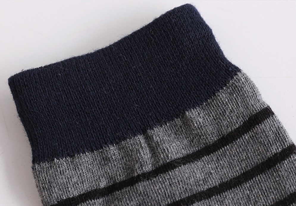 мужские носки  полоса kikiya корея