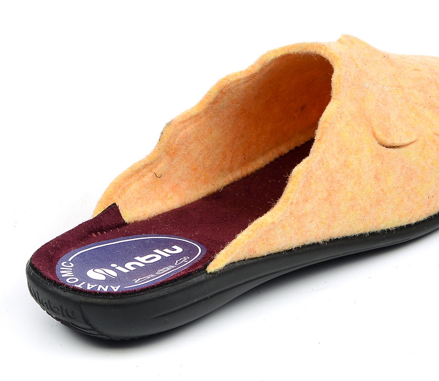 женские тапочки  inblu