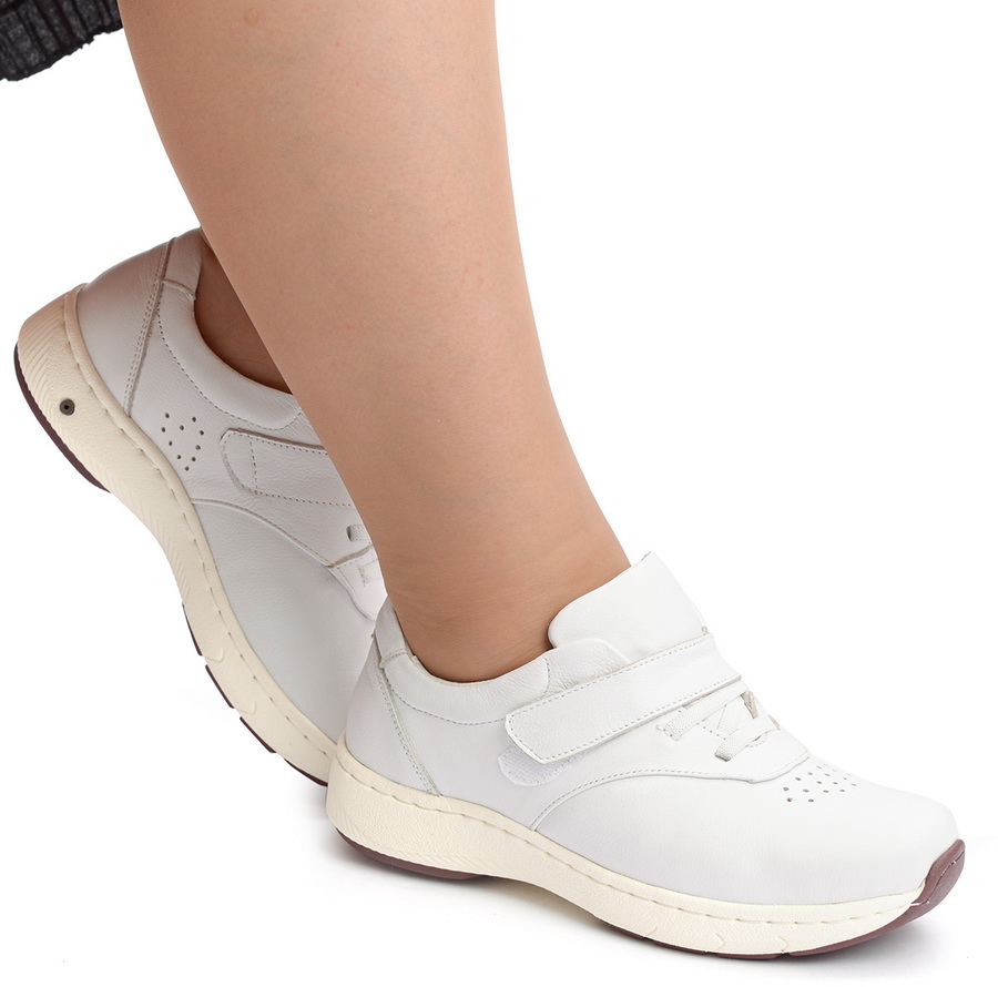 женские кроссовки натуральная кожа gugu германия