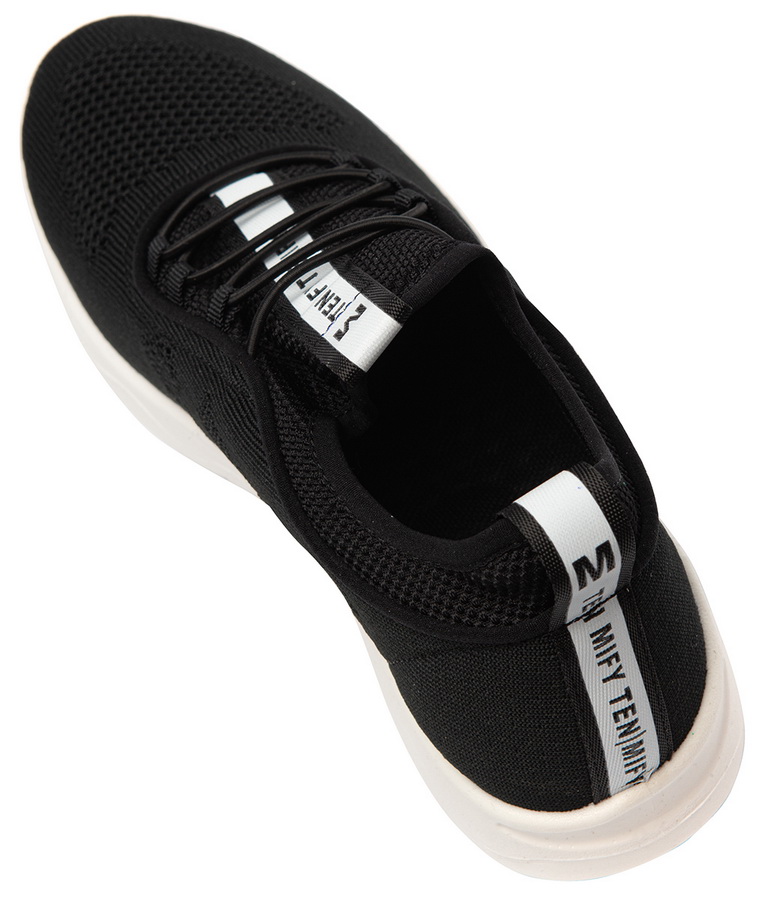 женские кроссовки алми россия